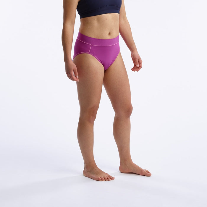 Model is 5'3" wearing a size medium