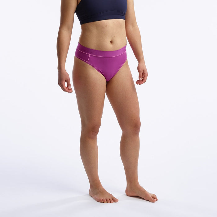 Model is 5'3" wearing a size medium