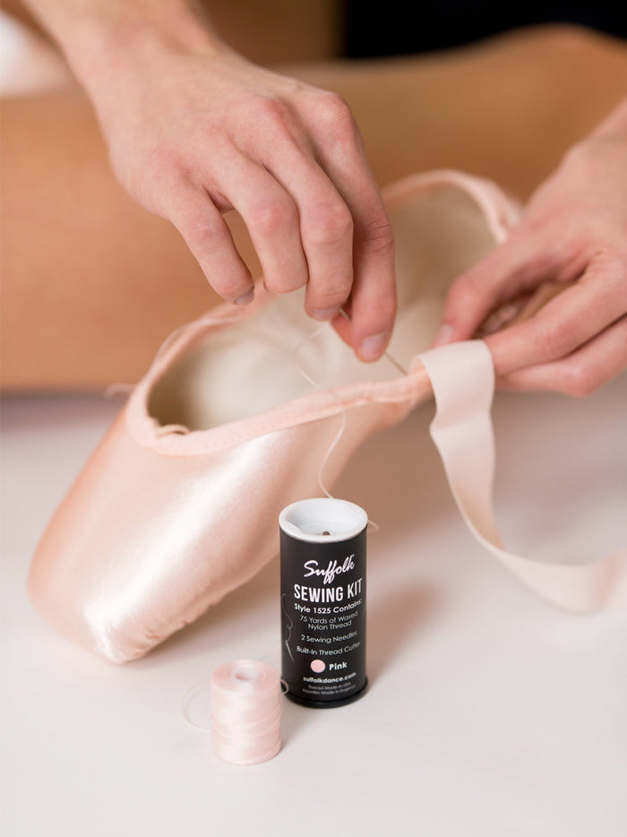 Suffolk sewing kit for pointe shoes