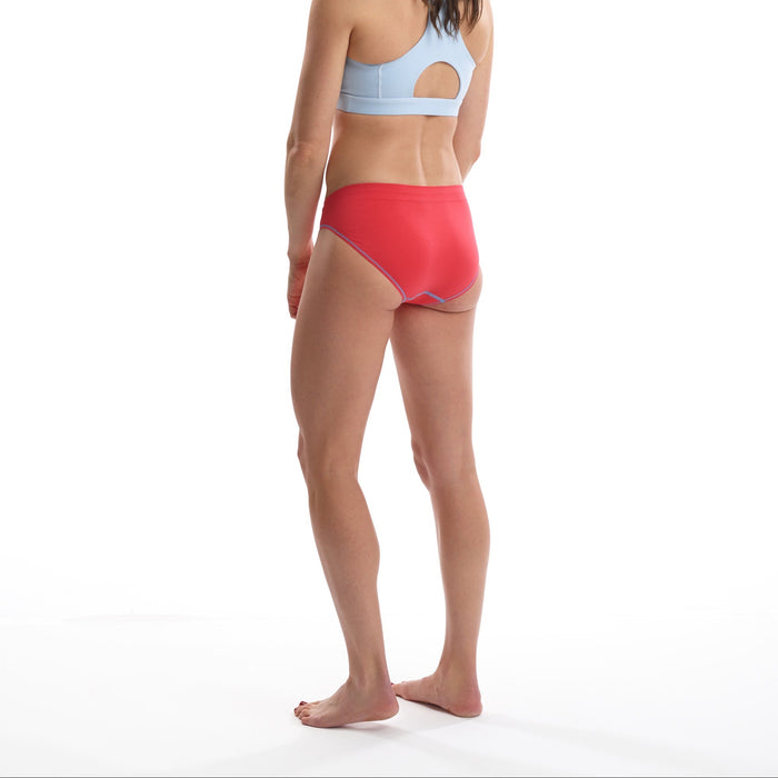 Model is 5'7" wearing a size medium