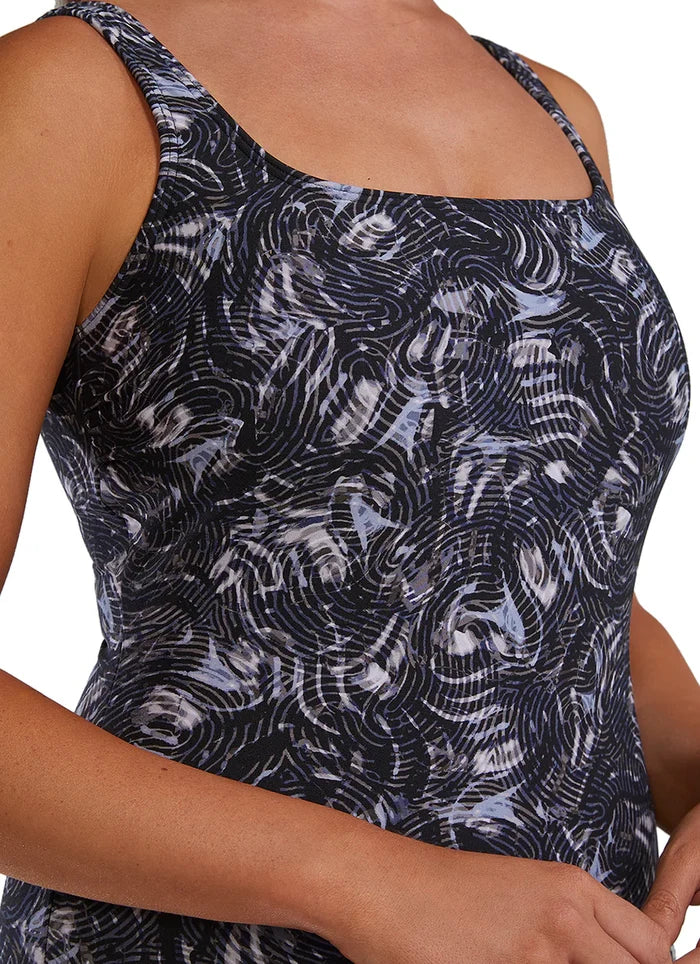 TYR Women's Quake Durafast Elite Scoop Neck Controlfit One Piece Swimsuit
